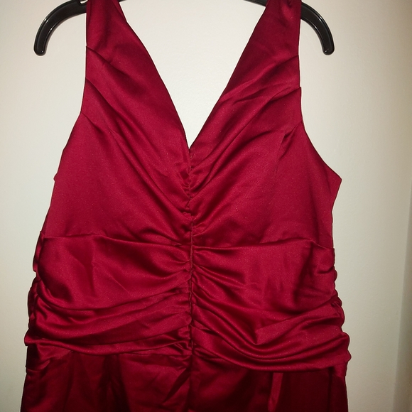 Davids Bridal Red Long Gown - Picture 5 of 11